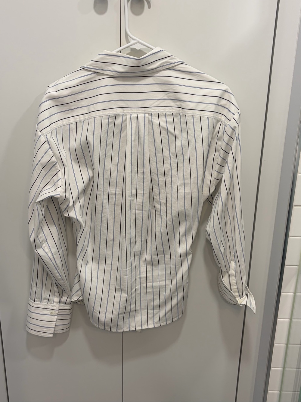 Madewell White Shirt with Navy Pinstripes Wrap Detail - Picture 3 of 6